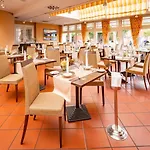 Huettmann 4*