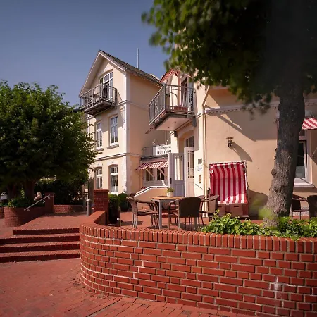 Huettmann Hotel