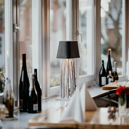 Huettmann Hotel 4*